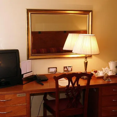 The Eliott Hotel